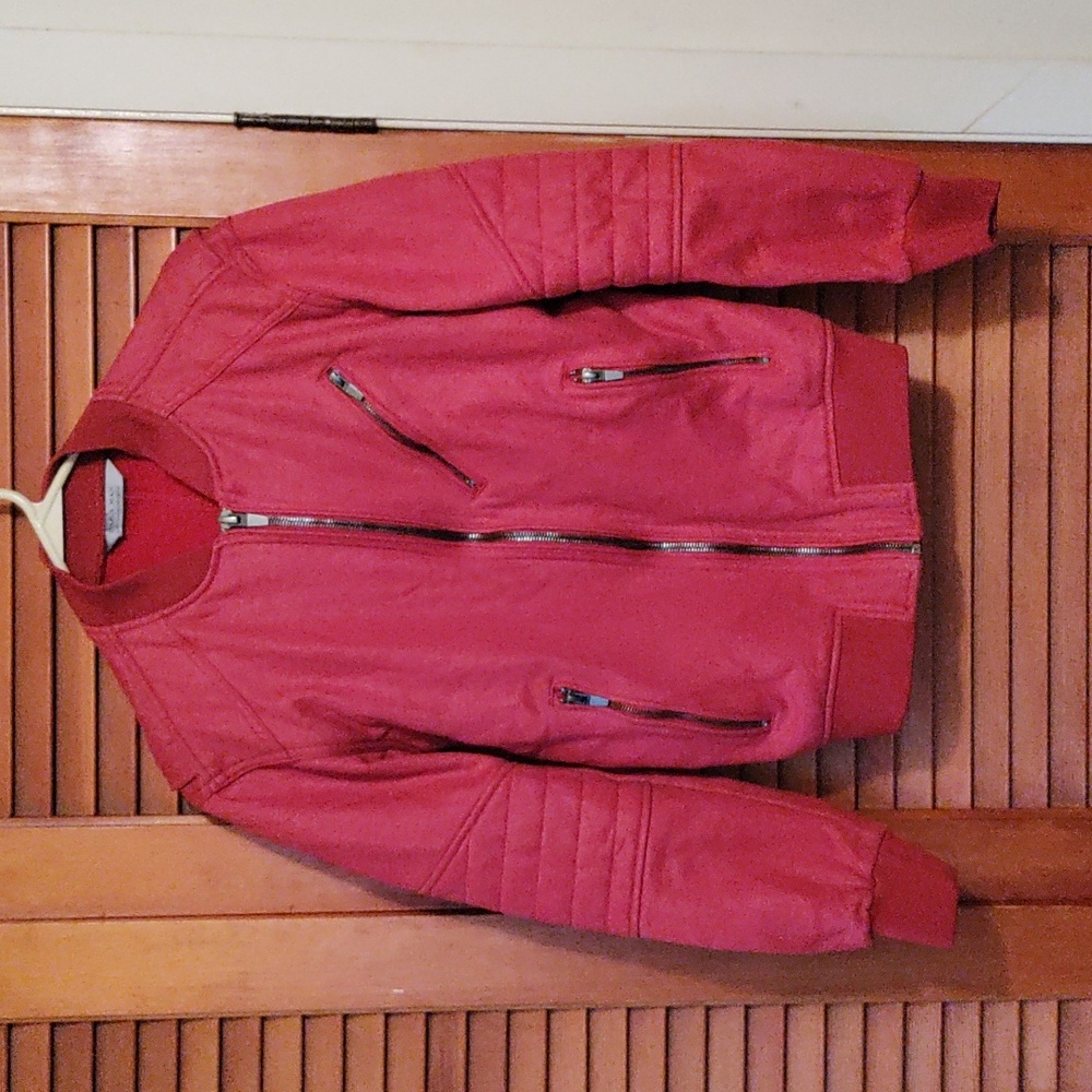 Zara man size small red zipper up jacket with three zipper pockets on the front.